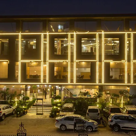 Hotel Prithvi Palace Near Delhi International Airport